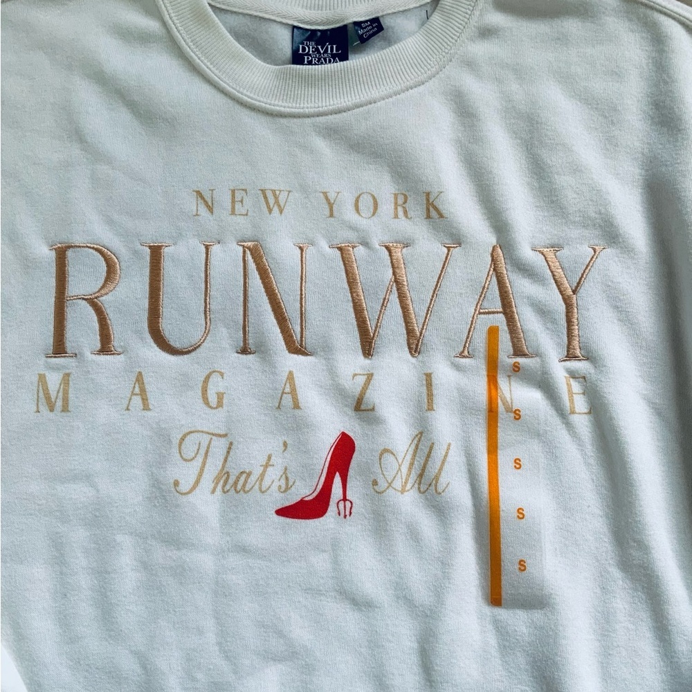 New York Runway Magazine Thats All Embroidered Shirt - Picture 2 of 6